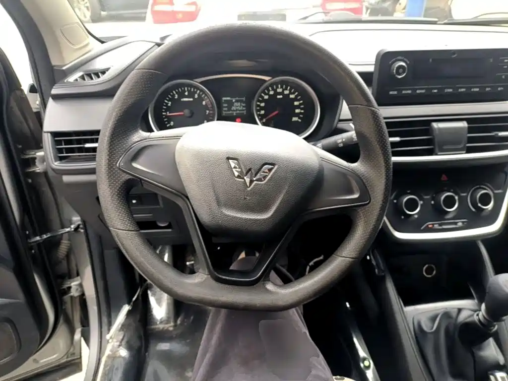 Wuling Hongguang S3 — миниатюра 11