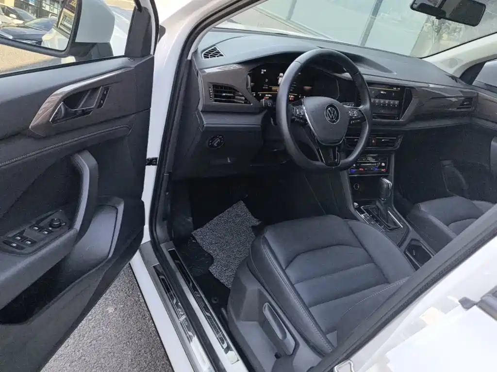 Volkswagen Tharu — миниатюра 16