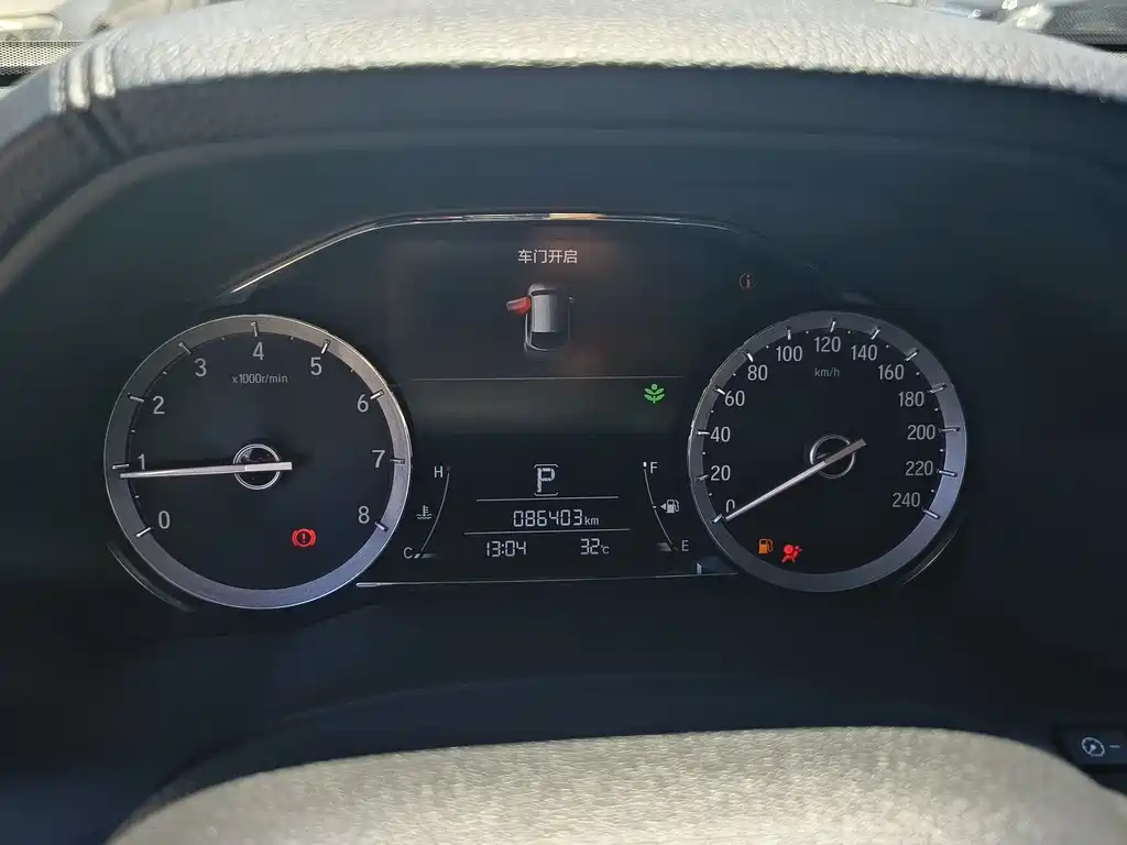 Honda UR-V 2017 240TURBO Luxury V