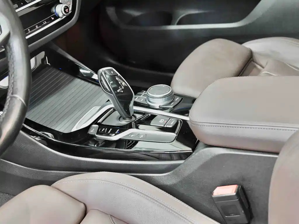 BMW X3 — миниатюра 21