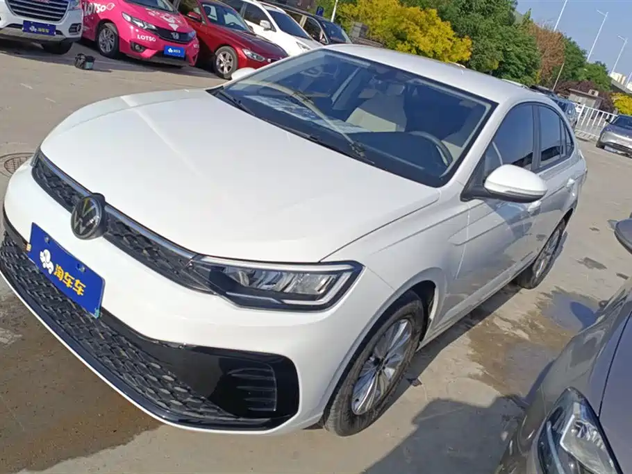Купить Volkswagen Lavida