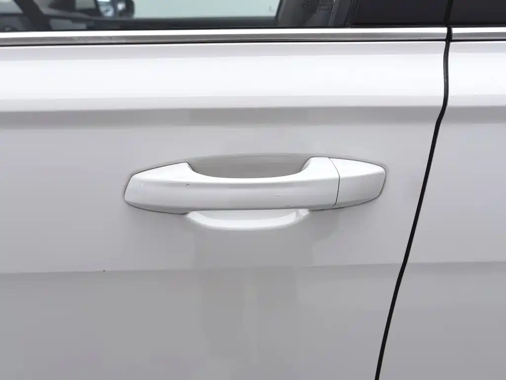 Volkswagen Lavida — миниатюра 18