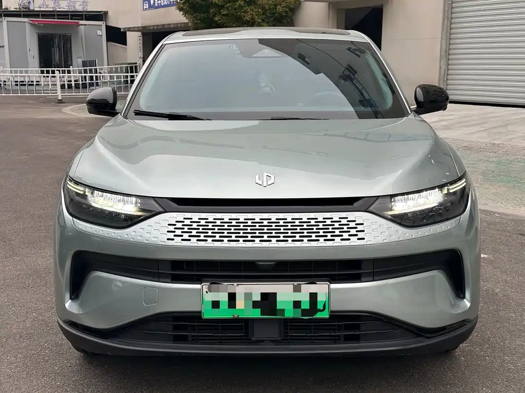 Leapmotor Leapmotor C11 — миниатюра 2