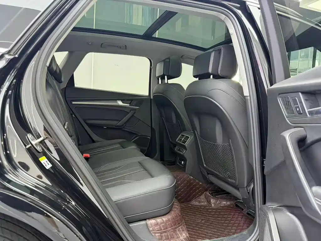 Audi Q5L — миниатюра 6