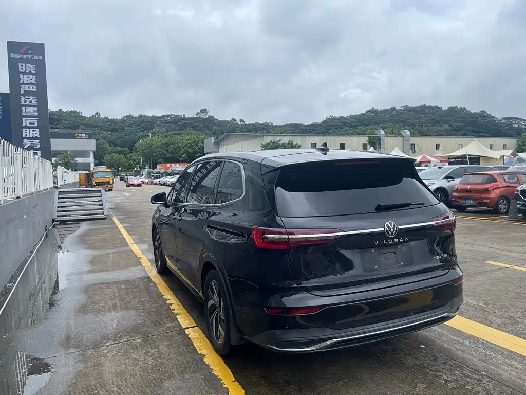 Volkswagen Viloran 2022 380TSI