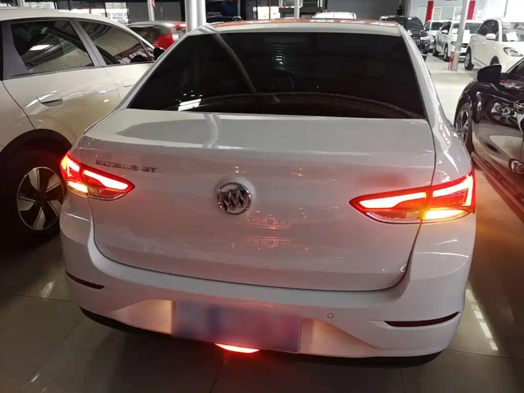 Buick Excelle — миниатюра 4
