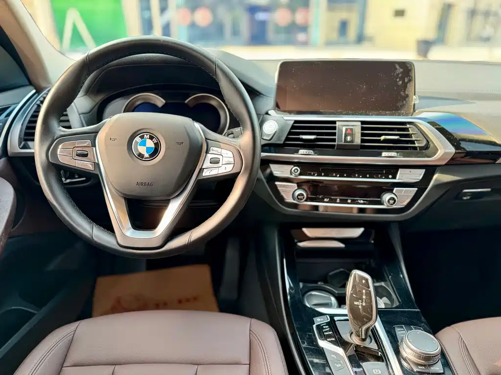 BMW X3 — миниатюра 6