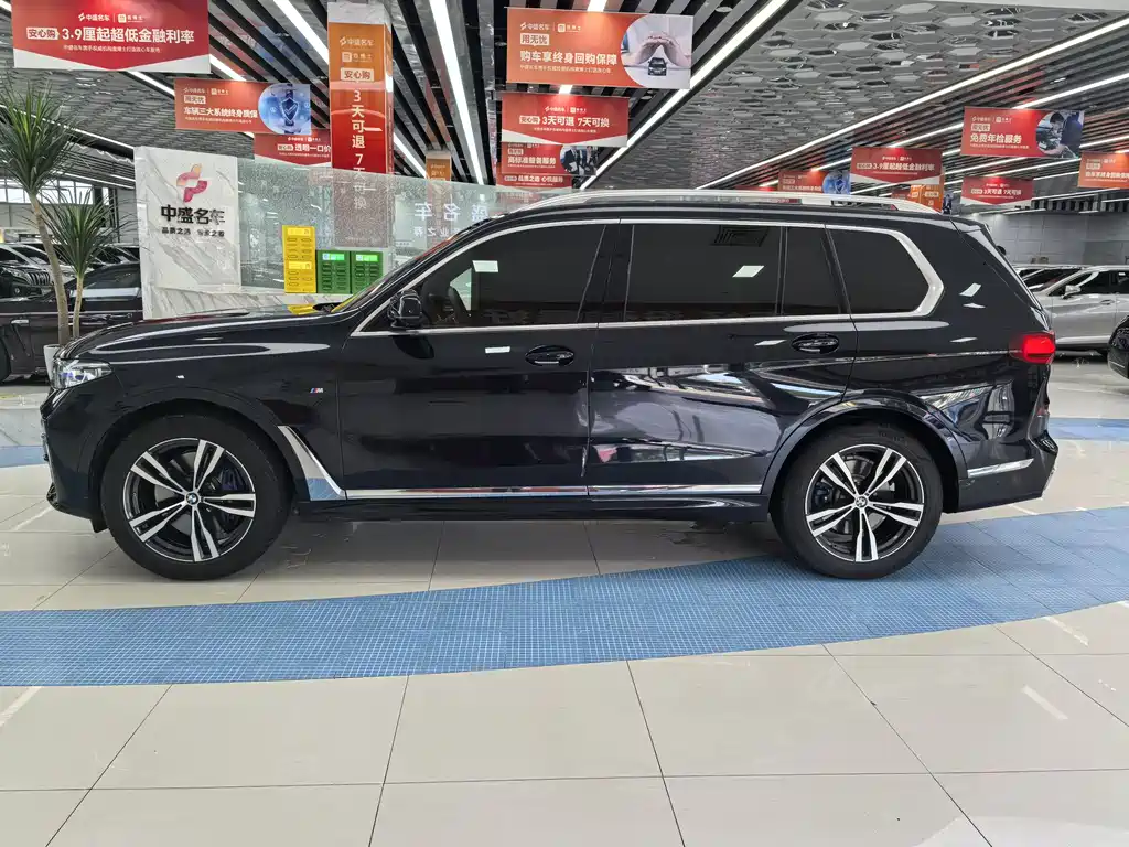 BMW X7 2022 xDrive40i Premium M Sport