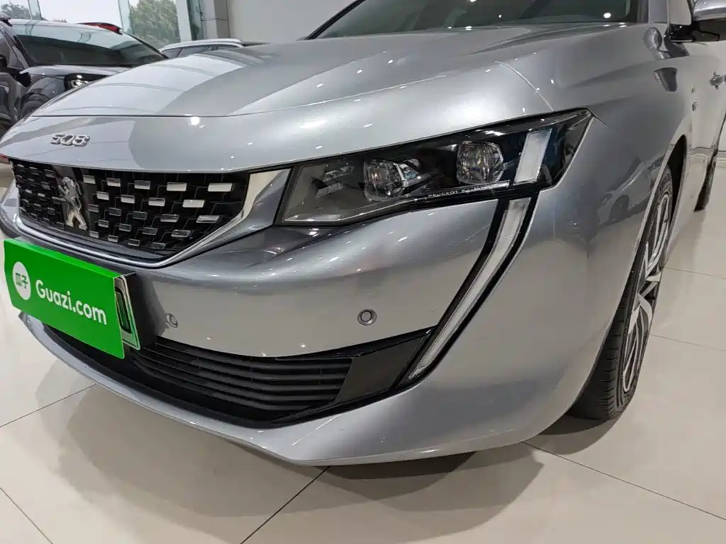 Peugeot 508L PHEV — миниатюра 24