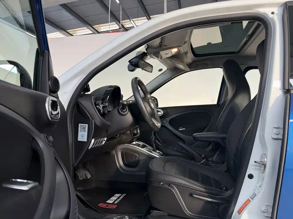 smart Smart Forfour — миниатюра 4