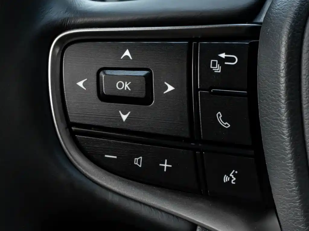Lexus ES — миниатюра 17
