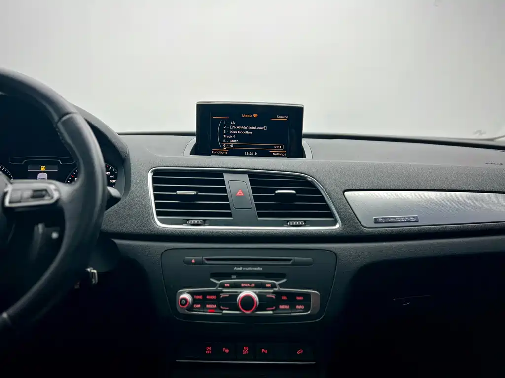 Audi Q3 (Import) — миниатюра 13
