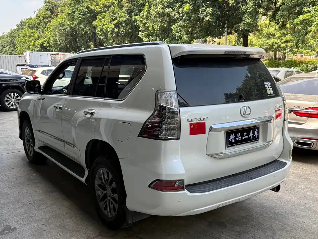 Lexus GX — миниатюра 17