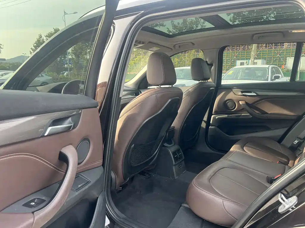 BMW X1 — миниатюра 6