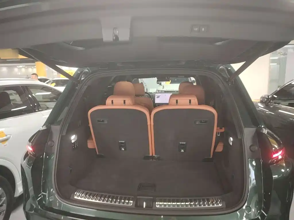 Li Auto Li L8 — миниатюра 19