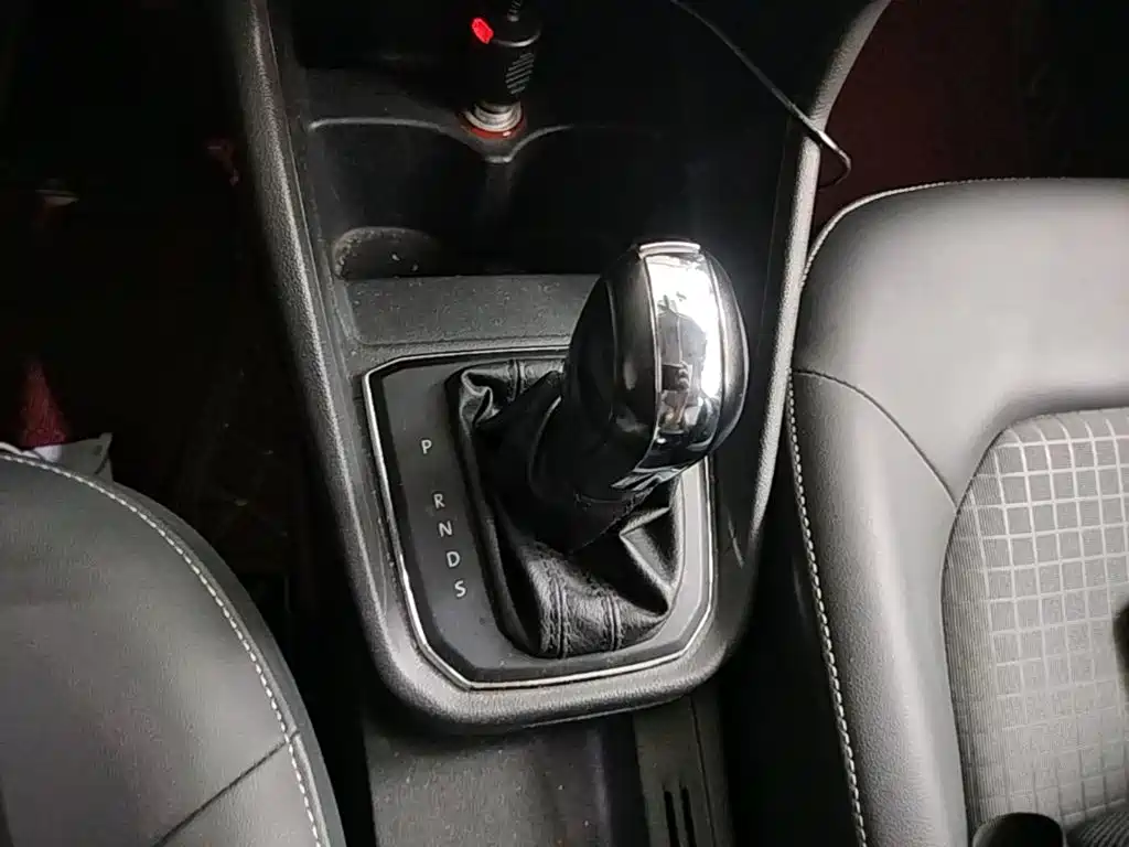 Volkswagen Santana — миниатюра 14