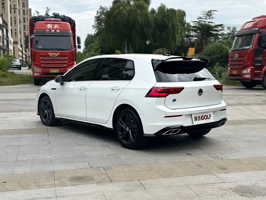 Volkswagen Golf — миниатюра 5