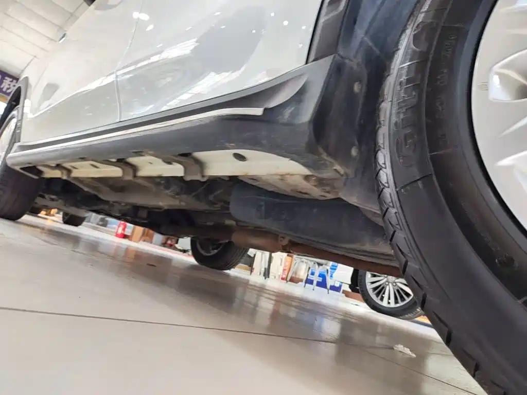 Roewe RX5 — миниатюра 22