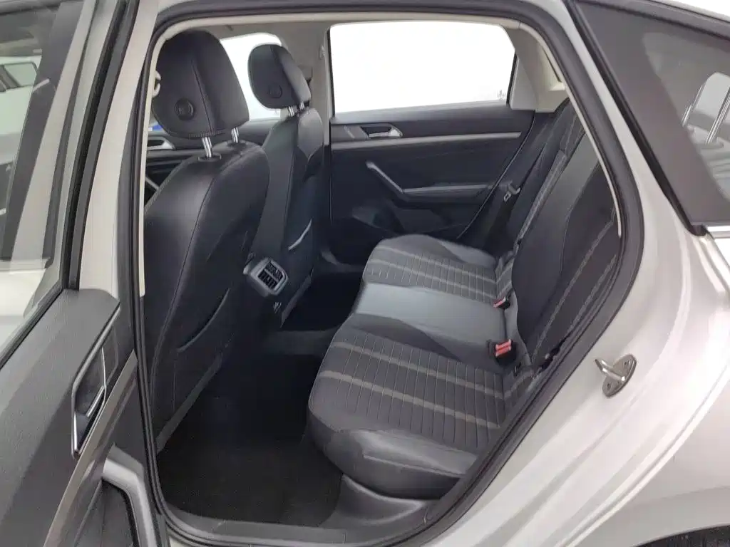Volkswagen Lavida — миниатюра 15