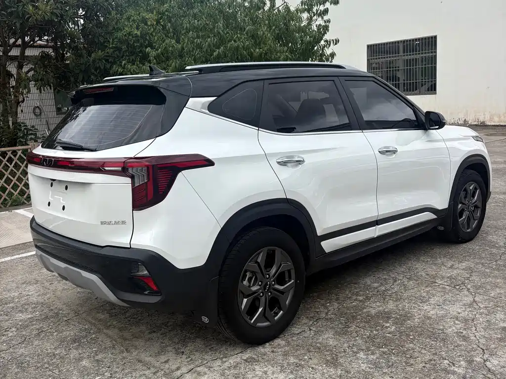 Kia Seltos — миниатюра 3