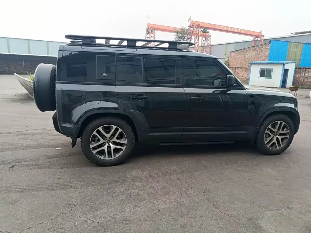 Land Rover Defender — миниатюра 12