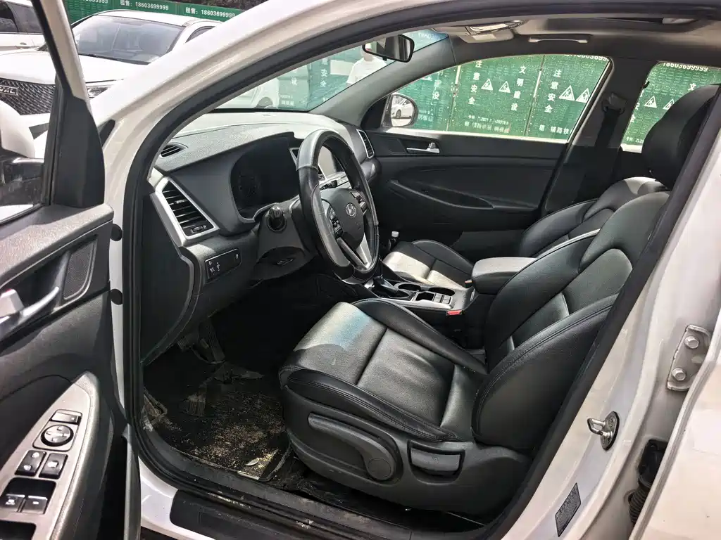 Hyundai Tucson — миниатюра 18
