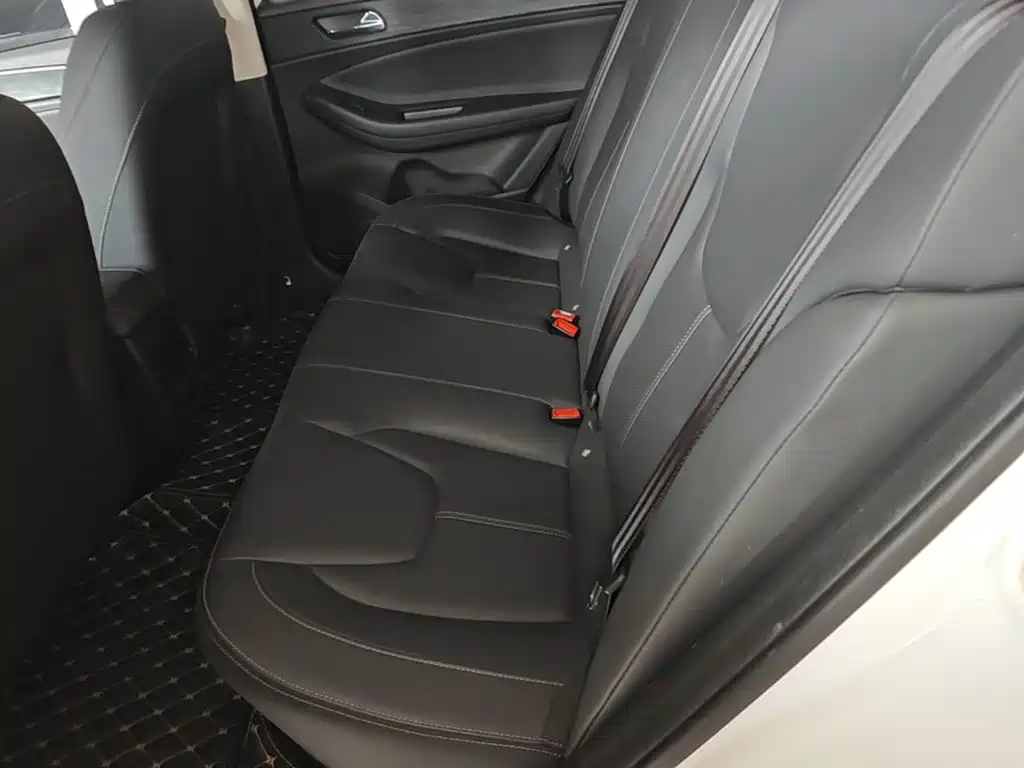 Chery Arrizo 5 — миниатюра 17