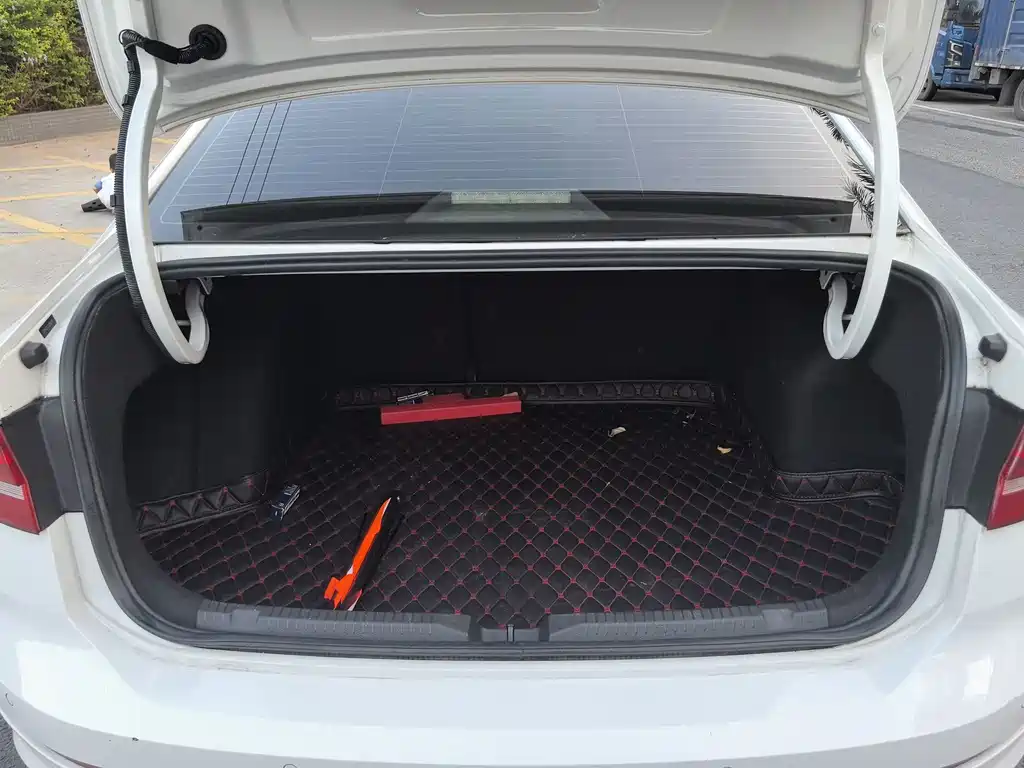 Volkswagen Lavida — миниатюра 18