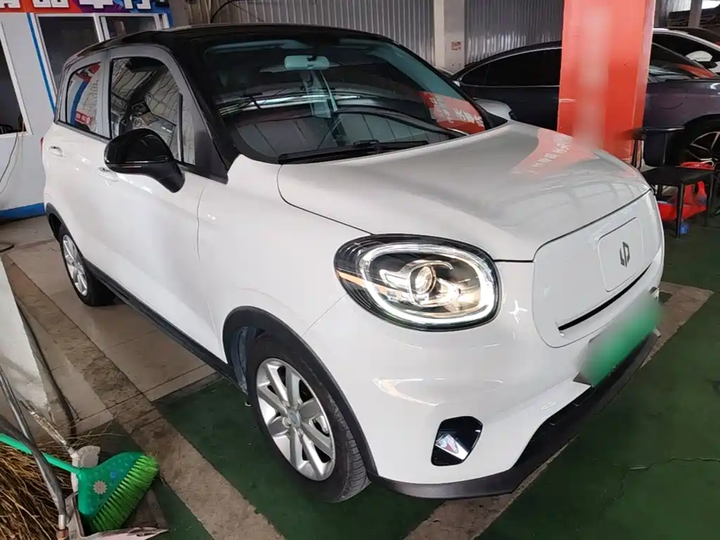 Leapmotor Leapmotor T03 — миниатюра 4