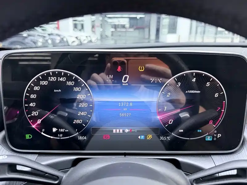 Mercedes-Benz C-Class — миниатюра 3