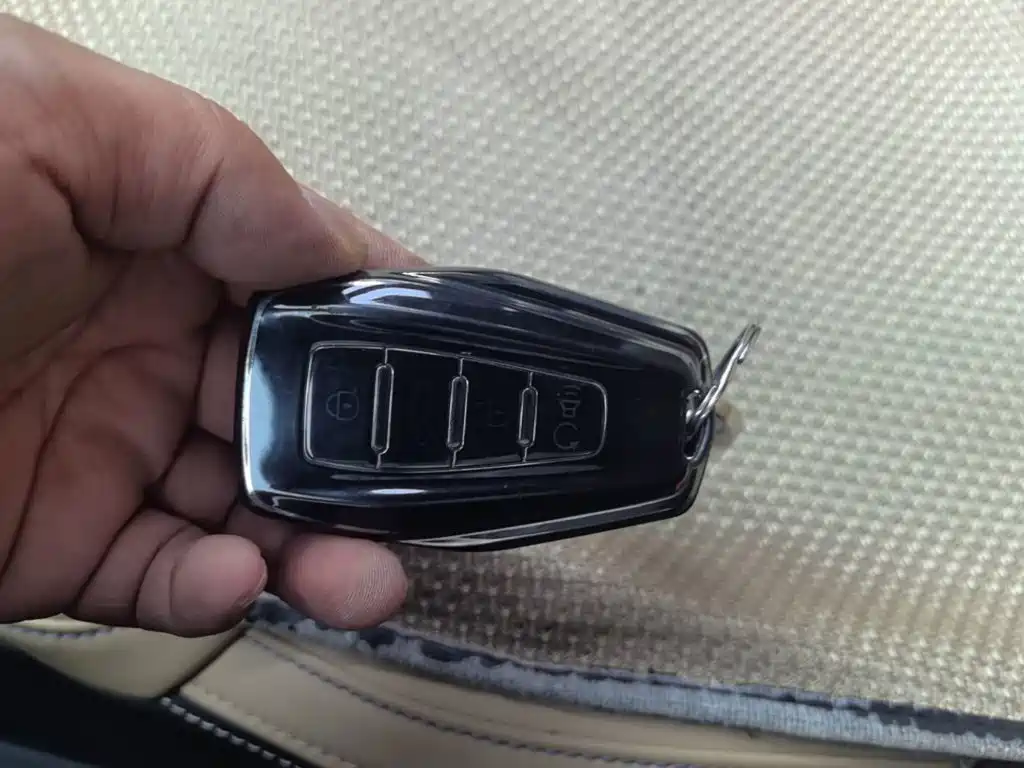 Geely Boyue L — миниатюра 9