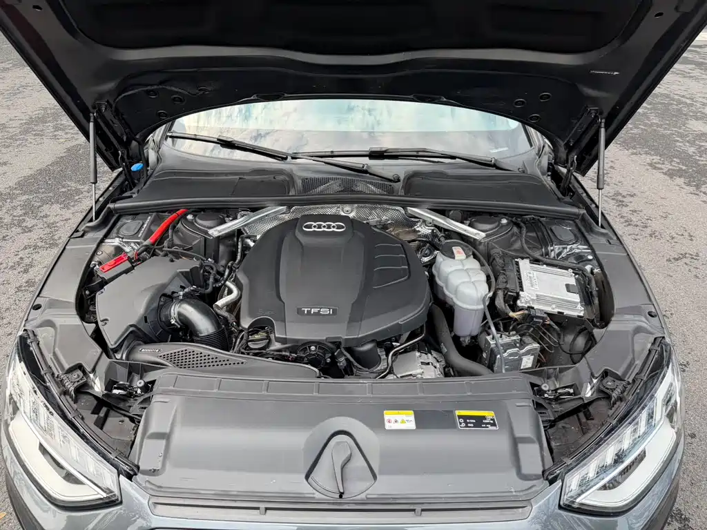Audi A4L — миниатюра 16