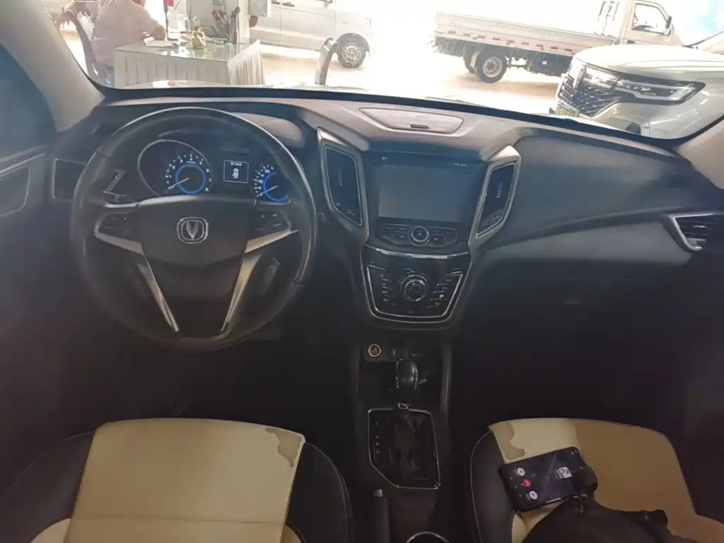 Changan CS35 — миниатюра 10