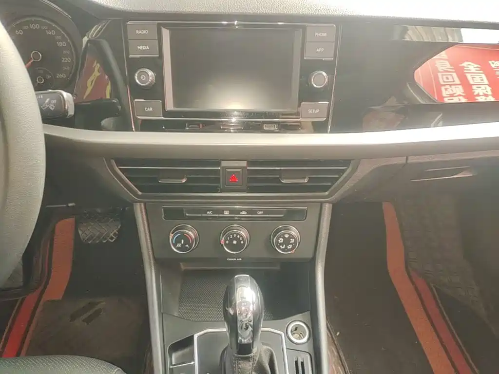 Volkswagen Lavida — миниатюра 13