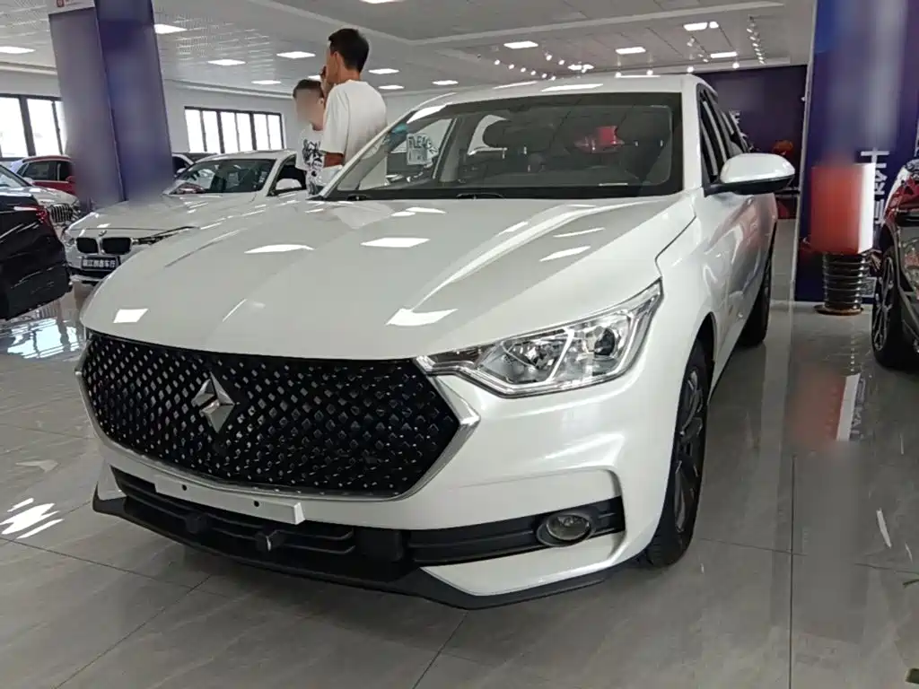 Baojun RC-6 — миниатюра 2