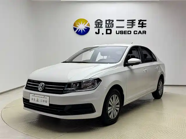 VOLKSWAGEN SANTANA 2022