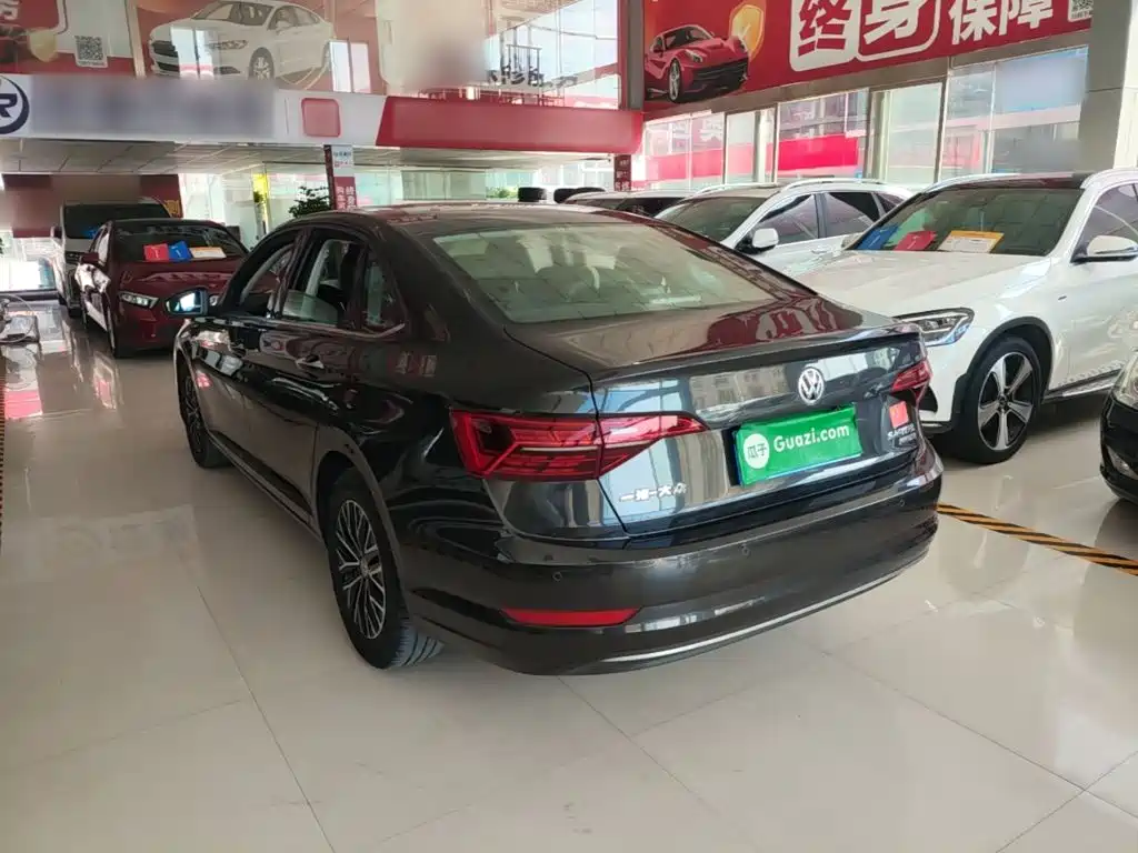 Volkswagen Sagitar — миниатюра 5