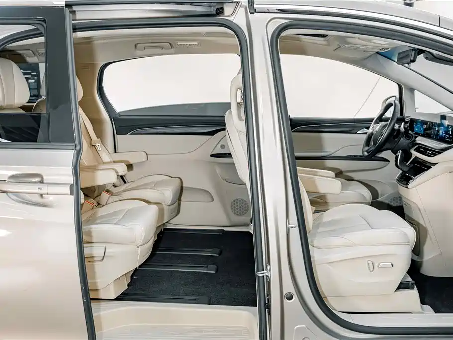 Buick GL8 — миниатюра 19