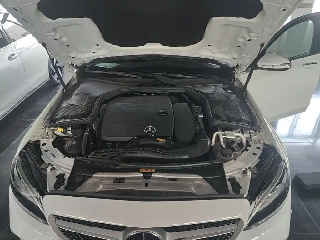 Mercedes-Benz C-Class — миниатюра 20