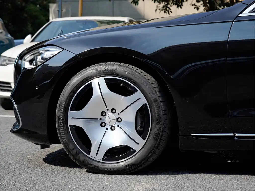 Mercedes-Benz S-Class — миниатюра 7