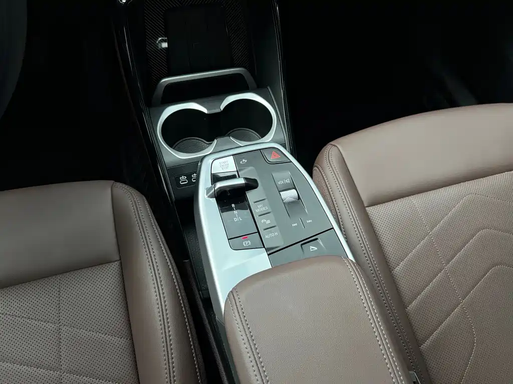 BMW X1 — миниатюра 14