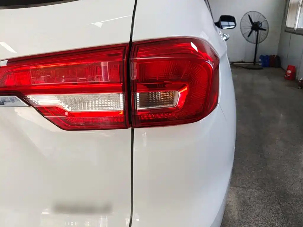 Haval M6 — миниатюра 8