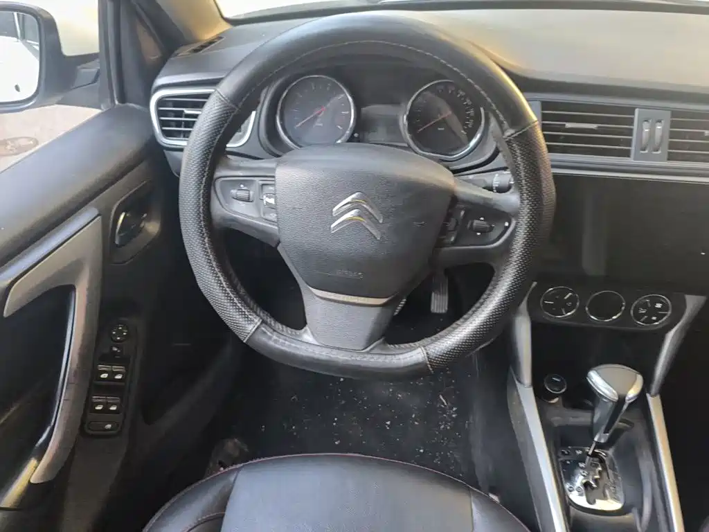 Citroen C3-XR — миниатюра 11