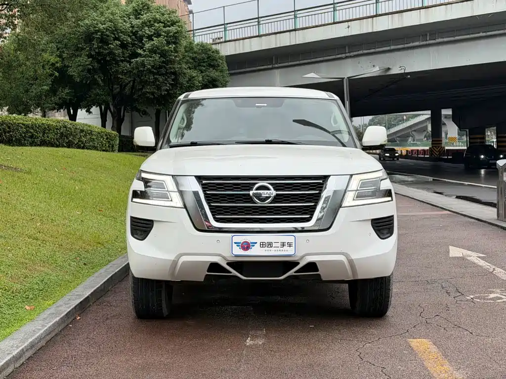 Nissan Patrol — миниатюра 2