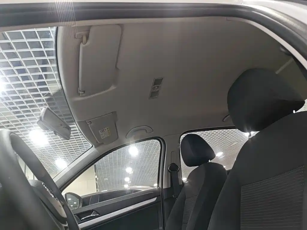 Volkswagen Lavida — миниатюра 18