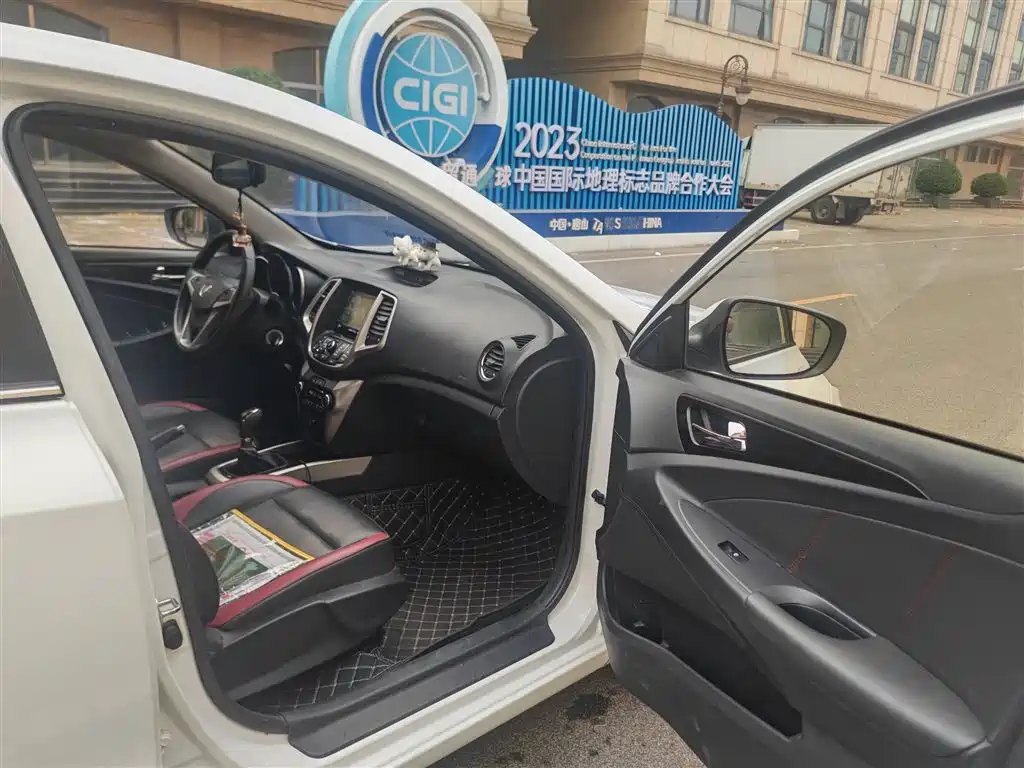 Changan Eado XT — миниатюра 16