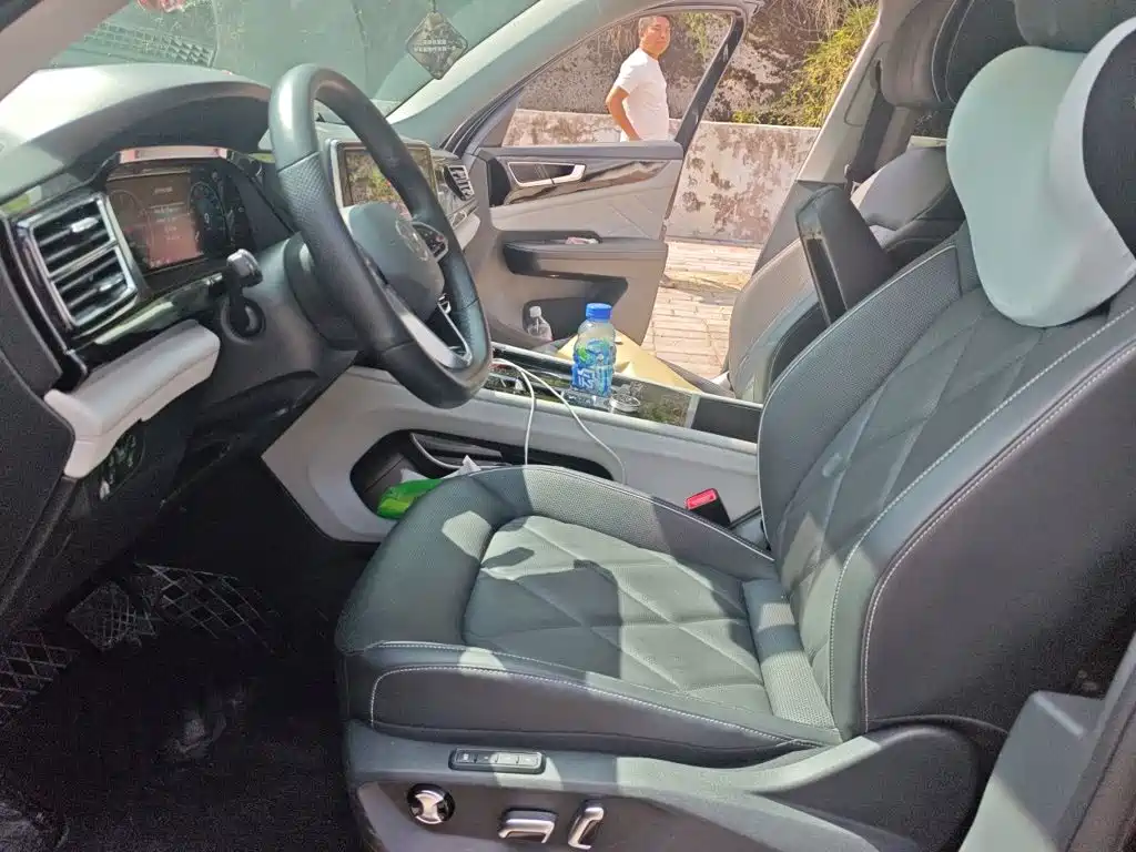 Volkswagen Teramont — миниатюра 8