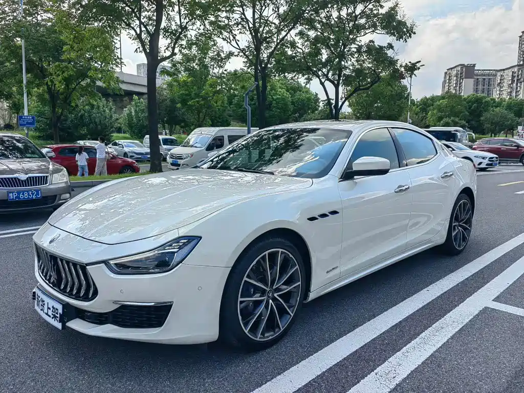 Maserati Ghibli
