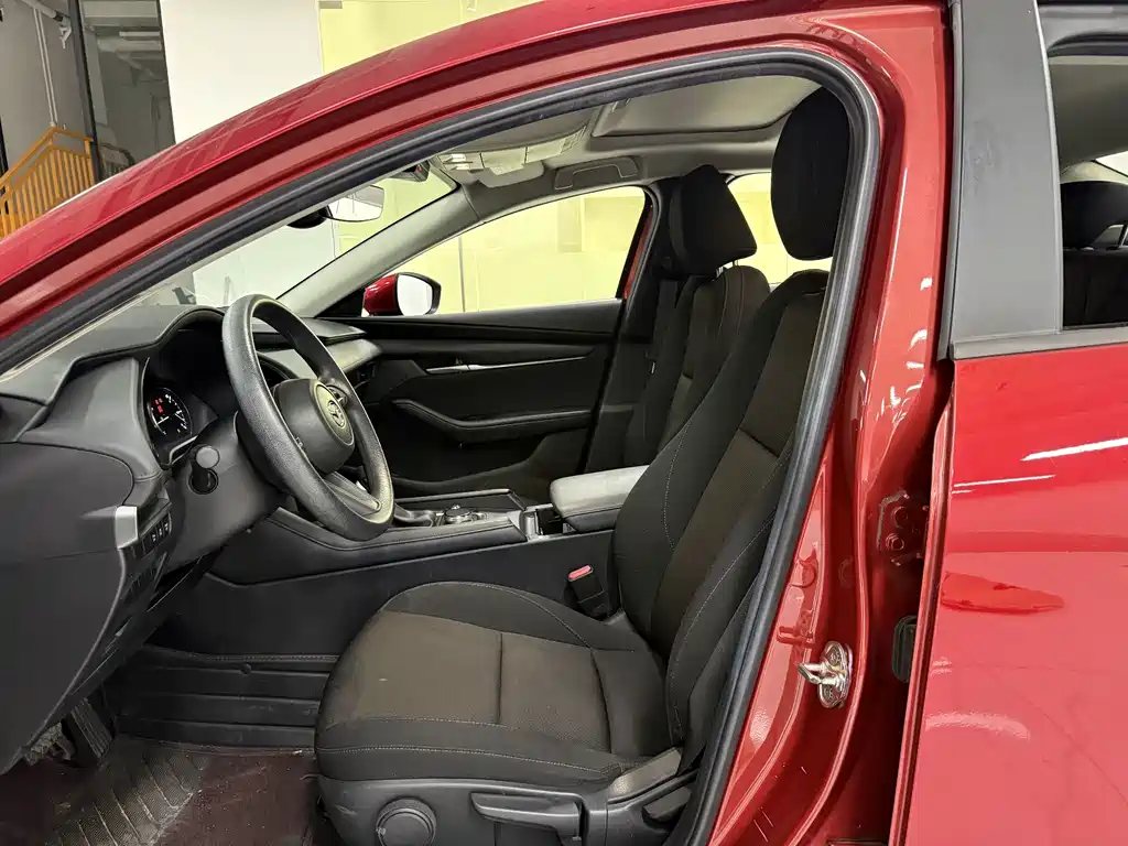 Mazda 3 Axela — миниатюра 11