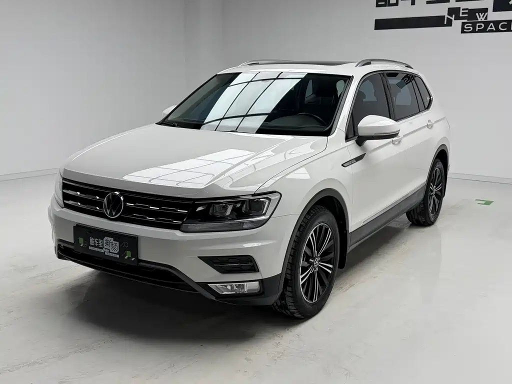 Купить Volkswagen Tiguan L